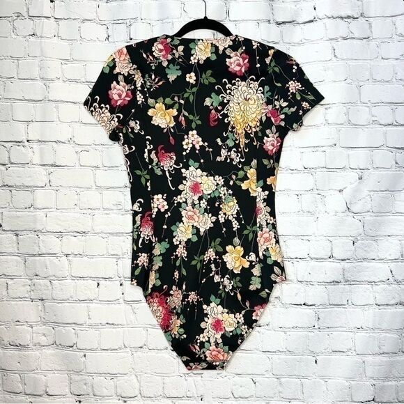Johnny Was black floral neoprene one piece swimsuit size small New - Picture 8 of 8